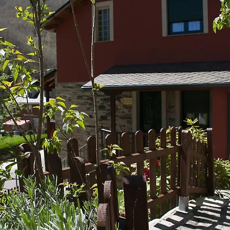 Hostal El Recanto-3